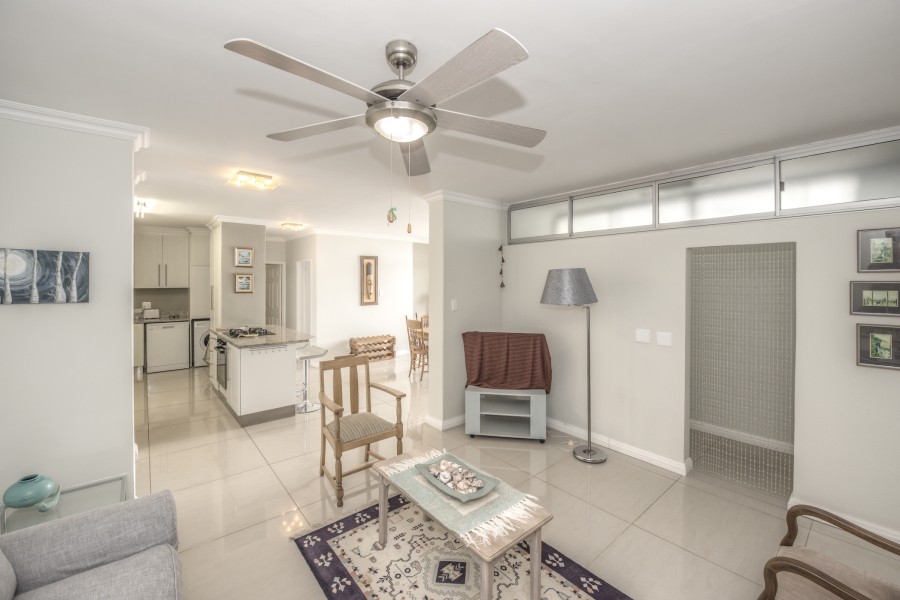 To Let 2 Bedroom Property for Rent in Summerstrand Eastern Cape
